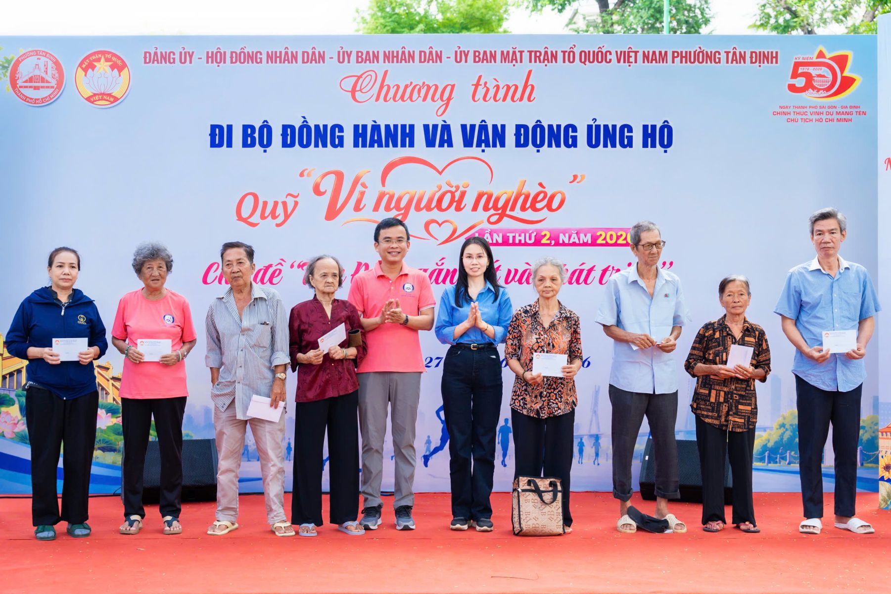 CÔNG TY CỔ PHẦN KIM KHÍ THÀNH PHỐ HỒ CHÍ MINH - VNSTEEL ĐỒNG HÀNH CÙNG PHƯỜNG TÂN ĐỊNH VÌ NGƯỜI NGHÈO