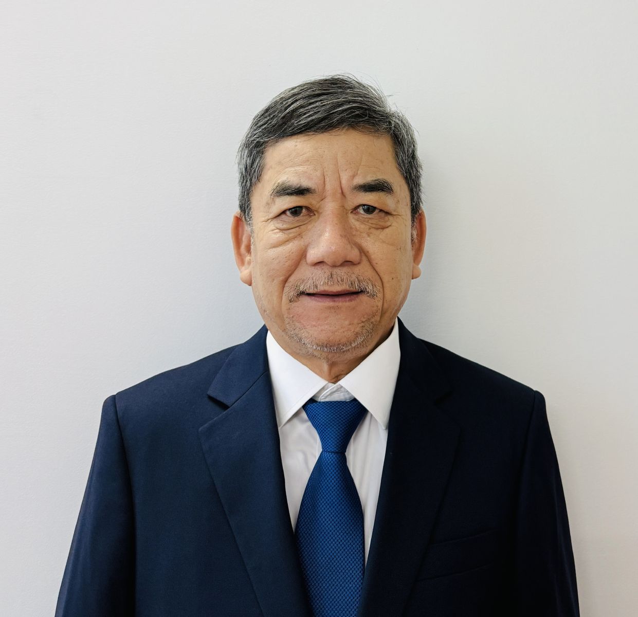 Ông: Nguyễn Bá An