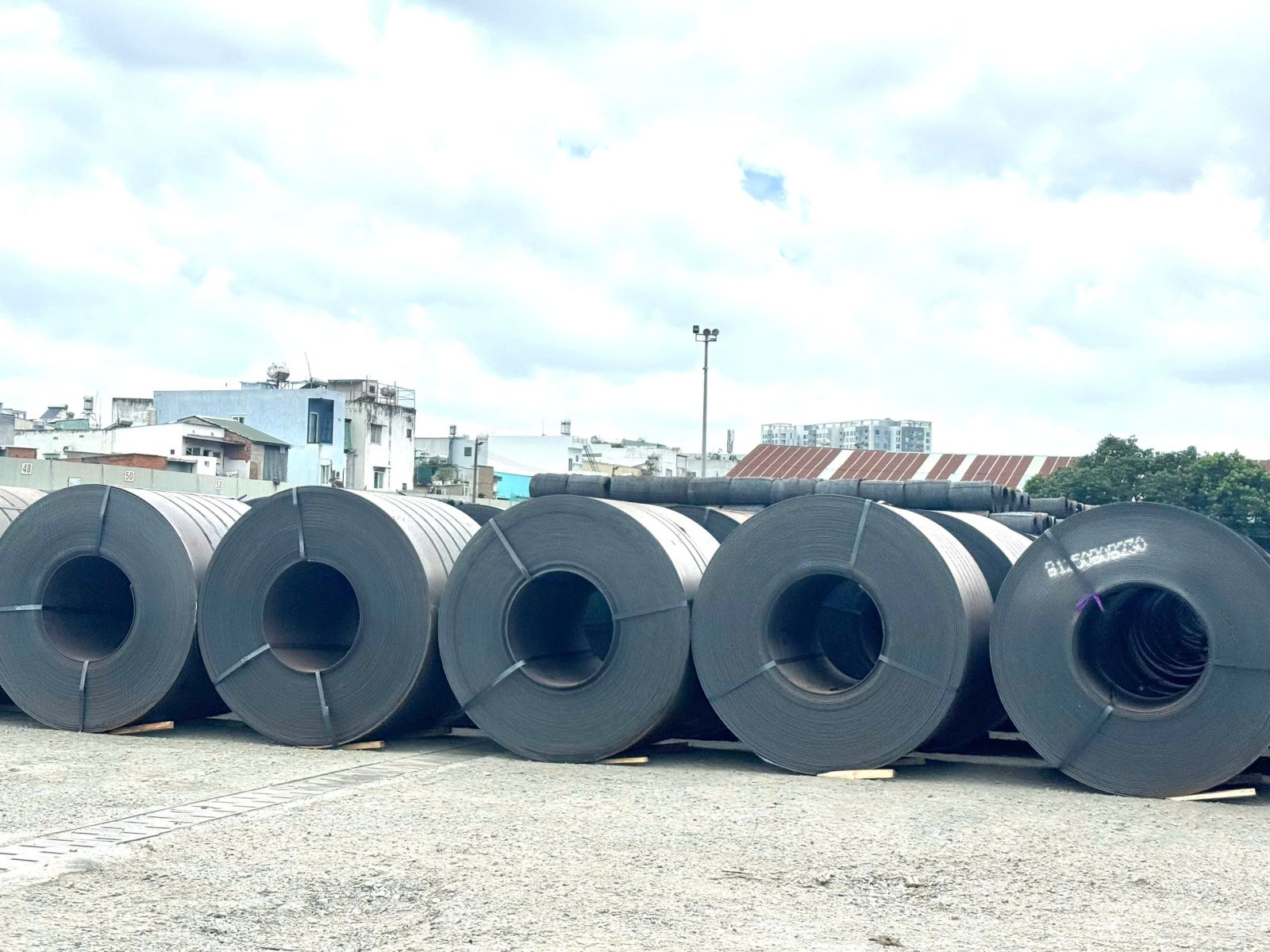 Thép cuộn cán nóng