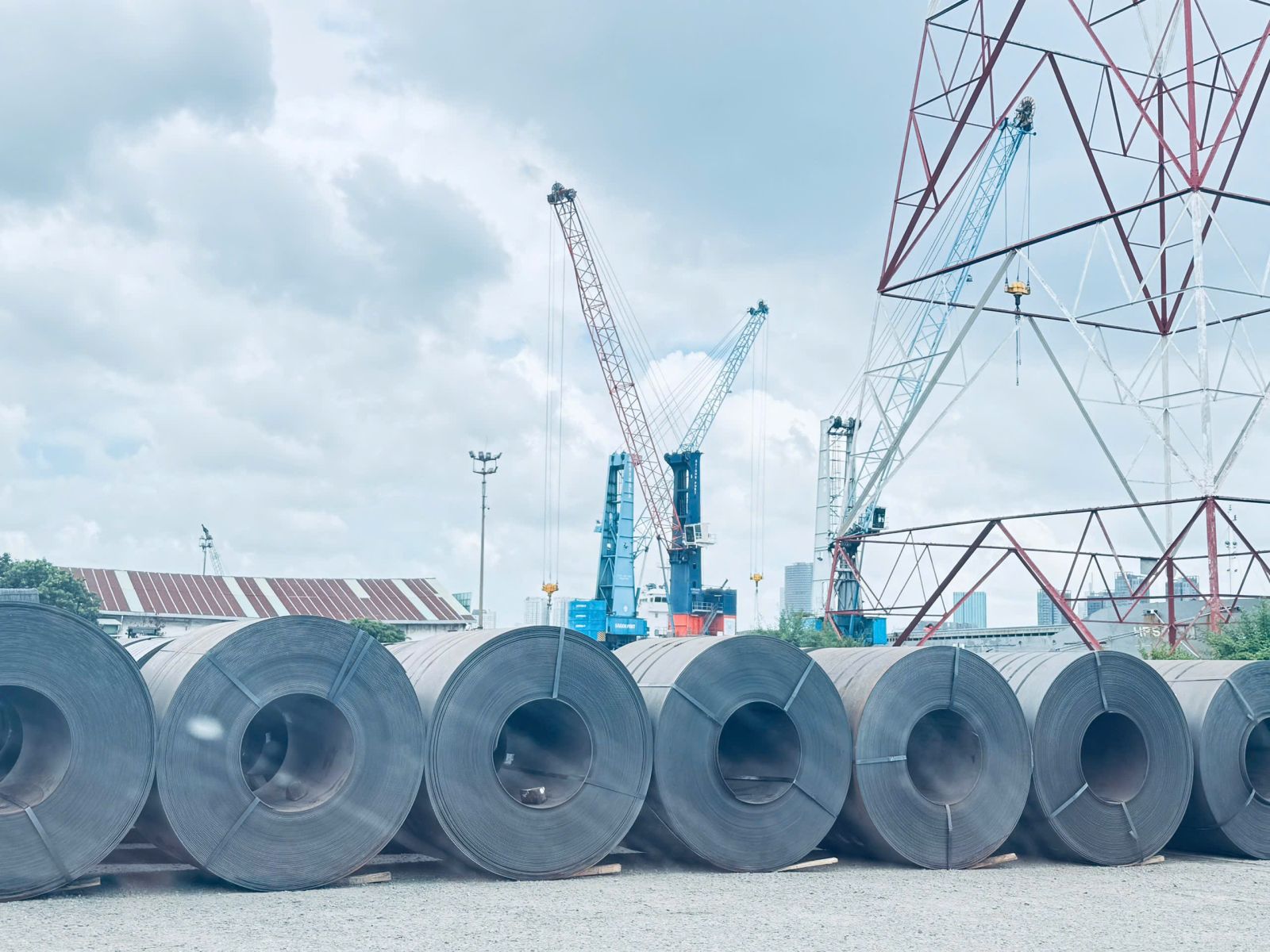 Thép cuộn cán nóng